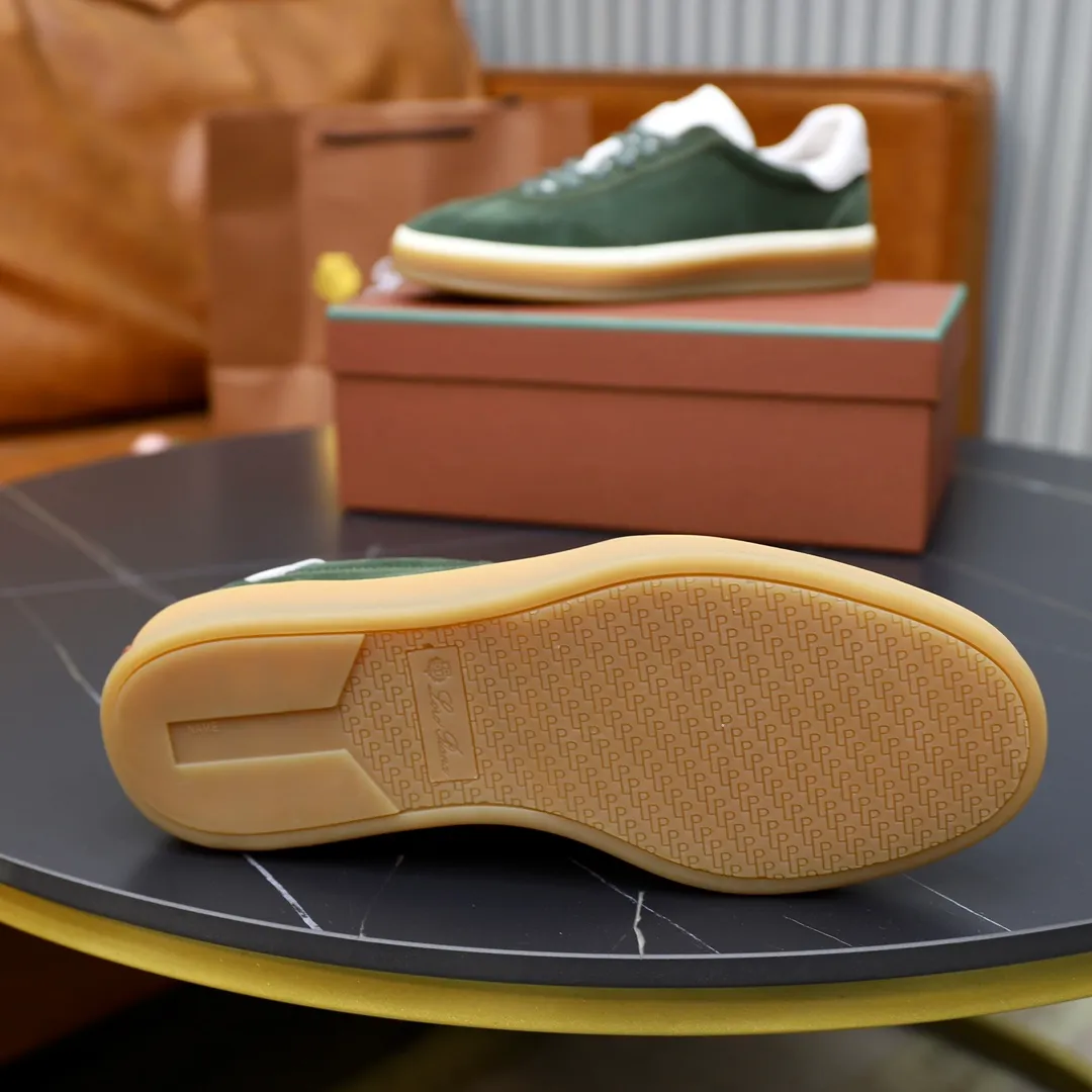 Men's Men's Shoes💰540💰••New Products•• LoroPian*_Noyo-Pianya New men's casual moral training sneakers, LP lace-up casual shoes!  Made of original imported soft cowhide and suede fabric, it highlights the sporty style. The heel is decorated with logo embossing and the original molding. The raw rubber translucent sole combined with the color welt adds a sense of modernity to the shoe. The shoe is overall refreshing and easy to match with style. It has a full cowhide lining for the feet. The original box packaging at the counter comes with wooden balls and a dust bag! Size: 38-44 (.45 customized)
